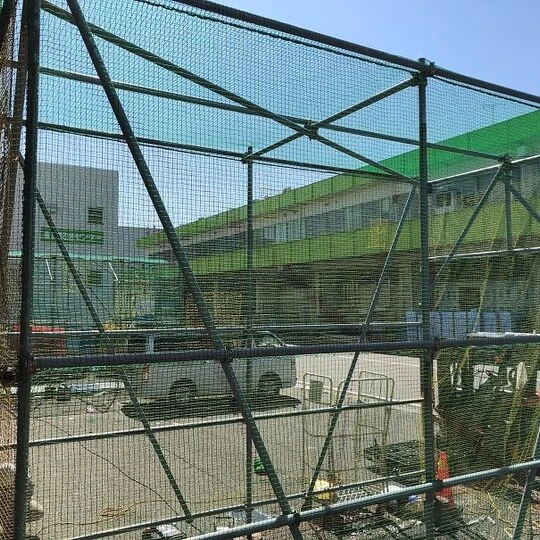 画像2542：横浜南部市場コンテナ置場　ネット修繕工事
